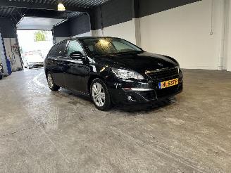 Peugeot 308 1.6 BlueHDI Blue Lease Executive picture 7