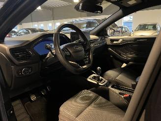 Ford Focus 1.0 EcoBoost Hybrid ST Line X picture 17