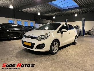 krockskadad bil auto Kia Rio 1.2 CVVT Super Pack NL NAP! 2012/11