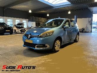 Voiture accidenté Renault Scenic 1.2 TCe Expression NAP! 2013/5