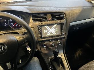 Volkswagen Golf 1.2 TSI Trendline picture 21