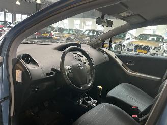 Toyota Yaris 1.3 VVTi Luna picture 10