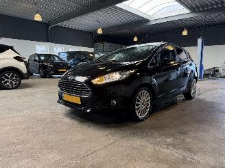 Vaurioauto  passenger cars Ford Fiesta 1.5 TDCi Titanium 2015/4