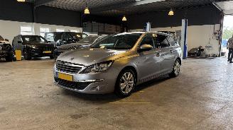 škoda osobní automobily Peugeot 308 1.6 BlueHDI Blue Lease Executive 2016/10