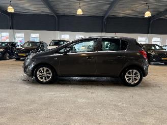 Opel Corsa 1.2-16V Cosmo picture 2