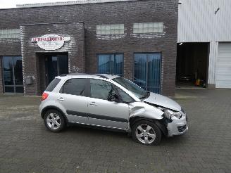 Damaged car Suzuki SX4 1.6 Exclusive 2011/3
