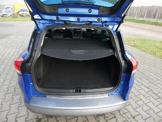 Renault Clio Estate 1.2 GT picture 5