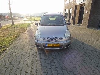 Toyota Yaris-verso Yaris Verso 1.3 VVT-i Sol picture 9