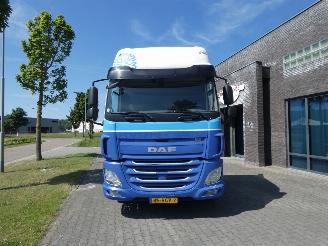 DAF CF 400 CF 400 SPACECAB picture 11
