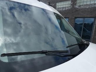 Volkswagen Crafter 35 2.0 TDI L3H3 picture 23