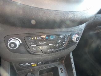 Ford Transit Courier Van 1.5 TDCI Limited Duratorq S&S picture 16