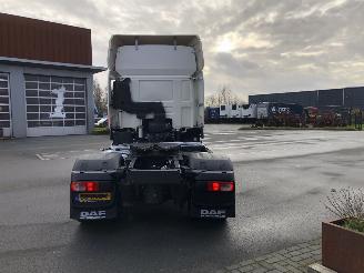 DAF CF 410 Skycab picture 6