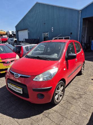 Hyundai I-10 (F5) Hatchback 1.1i 12V (G4HG) [49kW] picture 3