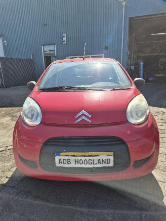 Salvage car Citroën C1 Hatchback 1.0 12V (1KR-FE(CFB)) [50kW] 5-BAK 2009/1
