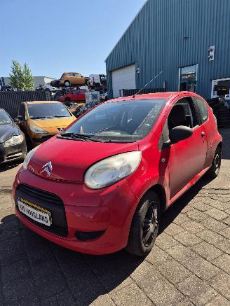 Citroën C1 Hatchback 1.0 12V (1KR-FE(CFB)) [50kW] 5-BAK picture 3