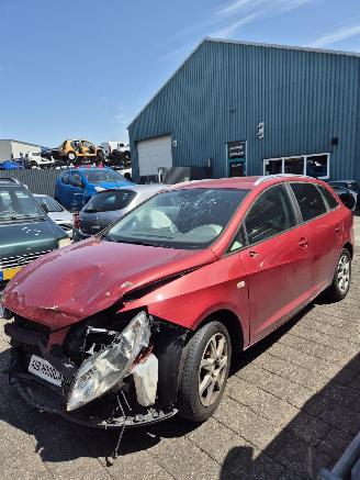 Seat Ibiza ST (6J8) Combi 1.2 TDI Ecomotive (CFWA) [55kW] 5-BAK picture 2