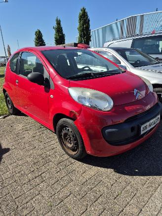 Citroën C1 Hatchback 1.0 12V (1KR-FE(CFB)) [50kW] picture 2