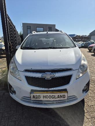 Auto da rottamare Chevrolet G37 Spark (M300) Hatchback 1.0 16V Bifuel (LMT) [48kW] 2011/1