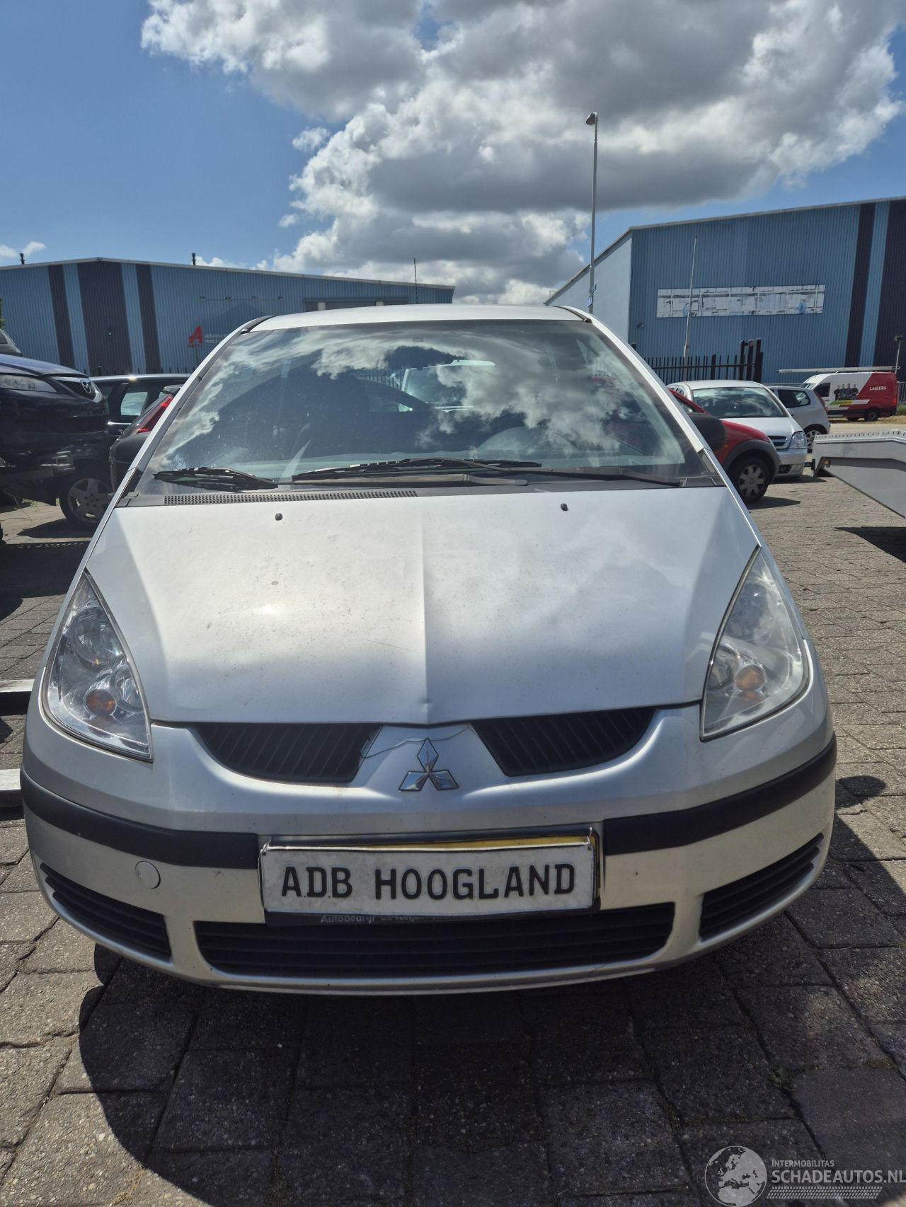 Mitsubishi Colt (Z2/Z3) Hatchback 1.1 12V (3A91) [55kW] 5-BAK