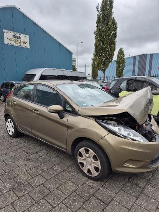 Ford Fiesta 6 (JA8) Hatchback 1.25 16V (STJA(Euro 5)) [44kW] 5-BAK picture 3