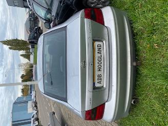 Opel Vectra B (36) Sedan 1.6 16V Ecotec (X16XEL) [74kW] 5-BAK picture 4