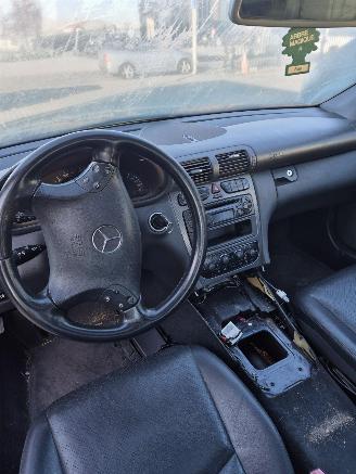 Mercedes C-klasse (W203) Sedan 1.8 C-180K 16V (M271.946) [105kW] picture 7