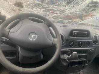 Mercedes Sprinter Sprinter 2t (901/902) Van 208 CDI 16V (OM611.987) [60kW] picture 10