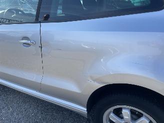 Volkswagen Polo V (6R) Hatchback 1.2 TDI 12V BlueMotion (CFWA(Euro 5)) picture 12