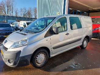 Vaurioauto  passenger cars Peugeot Expert Expert (G9) Van 1.6 HDi 90 2009/2