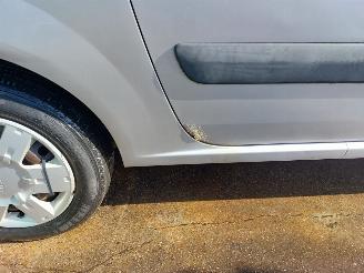 Dacia Logan Logan MCV I (KS) Combi 1.6 (K7M-710) picture 13