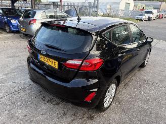 Vaurioauto  passenger cars Ford Fiesta 1.0 Ecoboost 74KW Clima Titanium 5-Drs Led NAP 2022/9