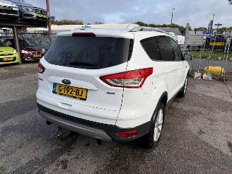 Auto incidentate Ford Kuga 1.5 110KW Titanium Plus Clima Navi Camera 2015/4