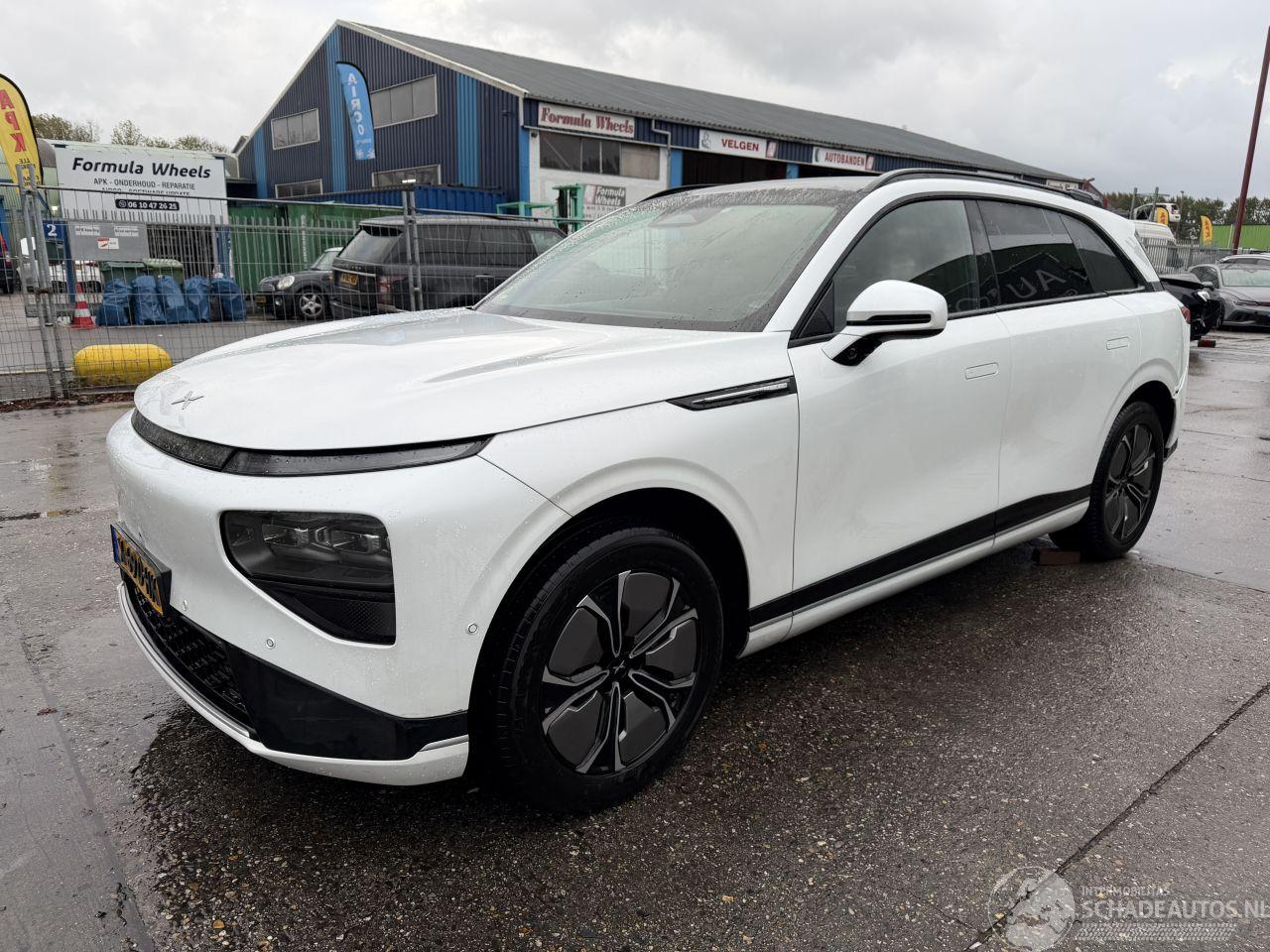 Xpeng G9 98 kWh Long Range 230KW RWD Pano Clima Navi NAP