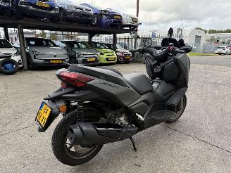 Yamaha XMAX 300 ABS 21kW picture 3