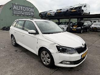 skadebil auto Skoda Fabia 1.2 TSI 66KW Clima Led First Edition Ambition NAP 2015/6