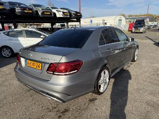 Voiture accidenté Mercedes E-klasse 300 Hybrid 150KW Bluetec Autom. Clima Navi Leer 2013/7