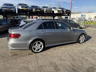 Mercedes E-klasse 300 Hybrid 150KW Bluetec Autom. Clima Navi Leer picture 2