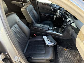 Mercedes E-klasse 300 Hybrid 150KW Bluetec Autom. Clima Navi Leer picture 8