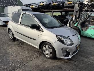 krockskadad bil auto Renault Twingo 1.2-16V 55KW Airco Collection NAP 2011/9