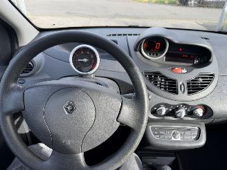 Renault Twingo 1.2-16V 55KW Airco Collection NAP picture 8