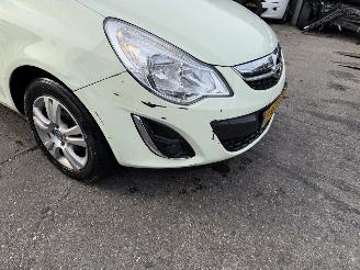 Opel Corsa 1.2 -16V 63KW Airco Navi Berlin 5-Drs NAP picture 12