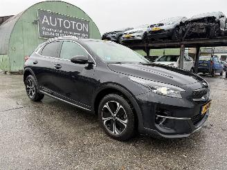 Unfallwagen Kia Xceed 1.6 GDI 77KW PHEV Autom. Clima Navi Camera Led DynamicPlusLine NAP 2020/10