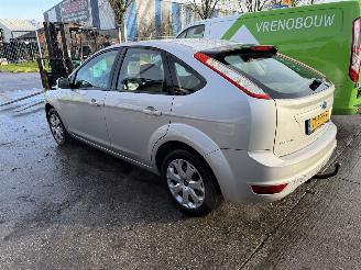krockskadad bil auto Ford Focus 1.6 74KW Airco Trend 5-Drs NAP 2008/4
