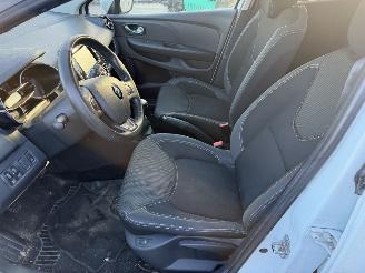 Renault Clio 0.9 TCE 66KW Airco Navi Led Limited picture 8