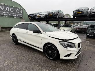 krockskadad bil auto Mercedes Cla-klasse 200 115KW Autom. Pano Clima Navi Leer Shooting Brake 2016/6