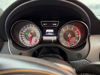 Mercedes Cla-klasse 200 115KW Autom. Pano Clima Navi Leer Shooting Brake picture 10