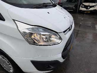 Ford Transit 2.2 TDCI 74KW 9-Pers Airco Navi L1H1 picture 16