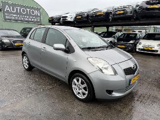 skadebil auto Toyota Yaris 1.3 VVTI 64KW Airco 5-Drs Sol NAP 2006/9
