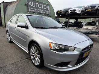 krockskadad bil auto Mitsubishi Lancer 1.5 80KW Clima Navi Sportback Edition One NAP 2010/8
