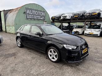 skadebil auto Audi A3 1.6 TDI 85KW Autom. Navi Led Clima 5-Drs NAP 2018/4